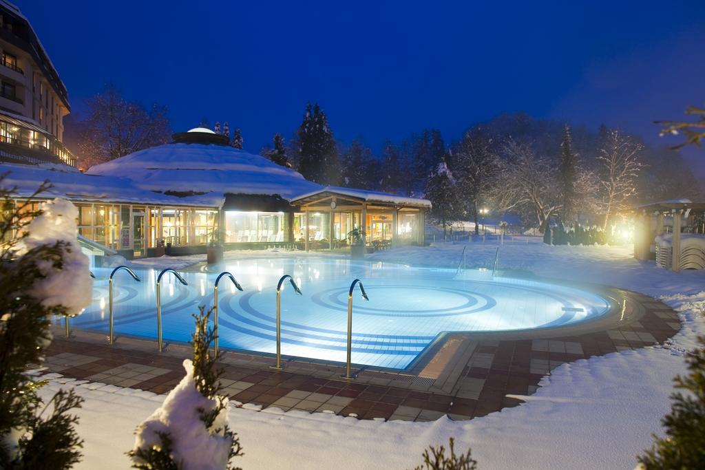 Hotel Smarjeta - Terme Krka シュマリェシュケ・トプリツェ エクステリア 写真