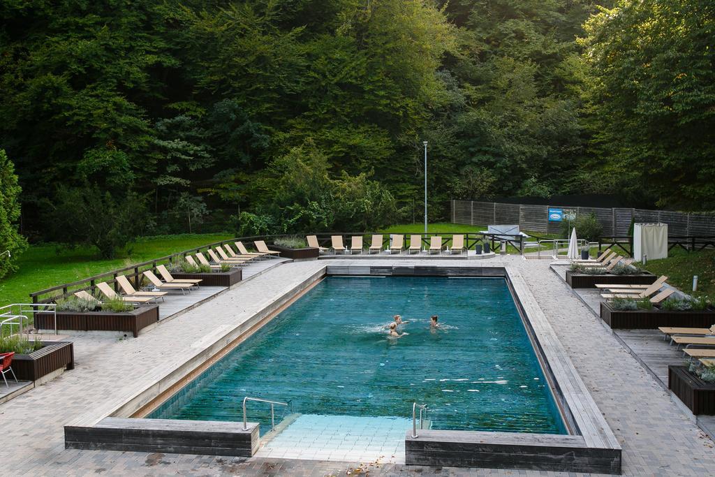 Hotel Smarjeta - Terme Krka シュマリェシュケ・トプリツェ エクステリア 写真